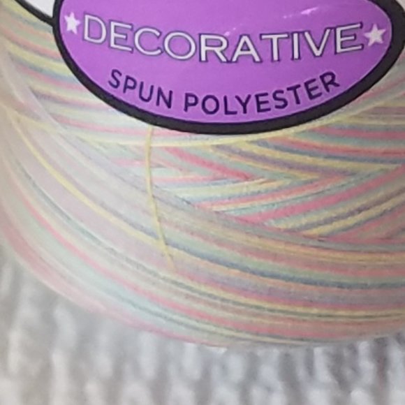 Maxi-Lock Swirls 3000 yd Pastel Sprinkles Varigated Polyester Serger Thread - Picture 2 of 6